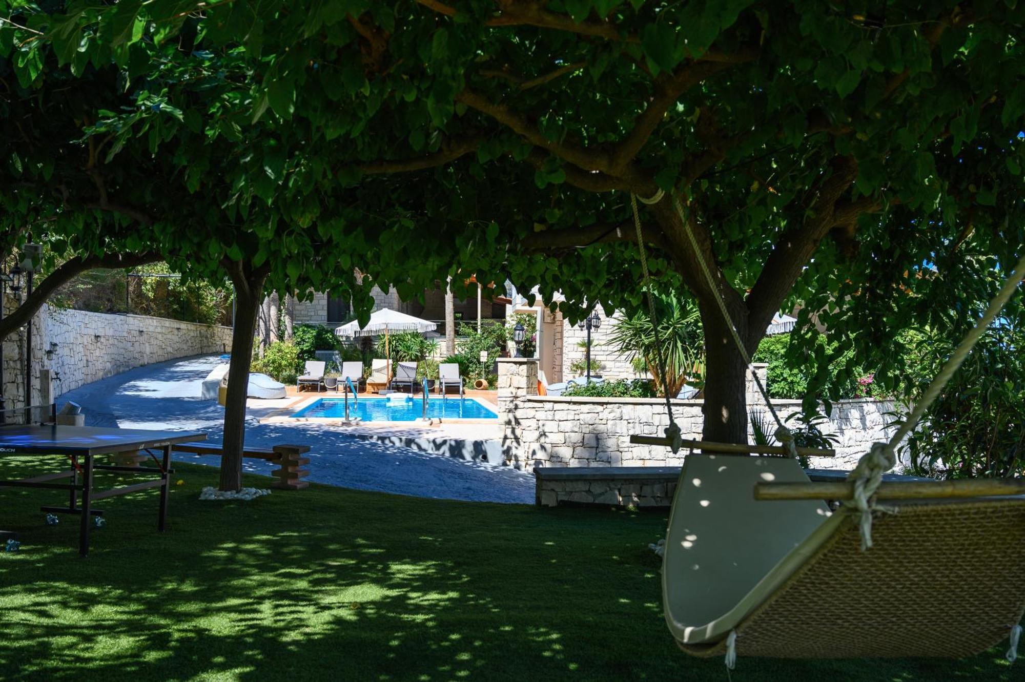 Kipo Paradiso Spa, Yoga & Gym Resort Kirianna Extérieur photo
